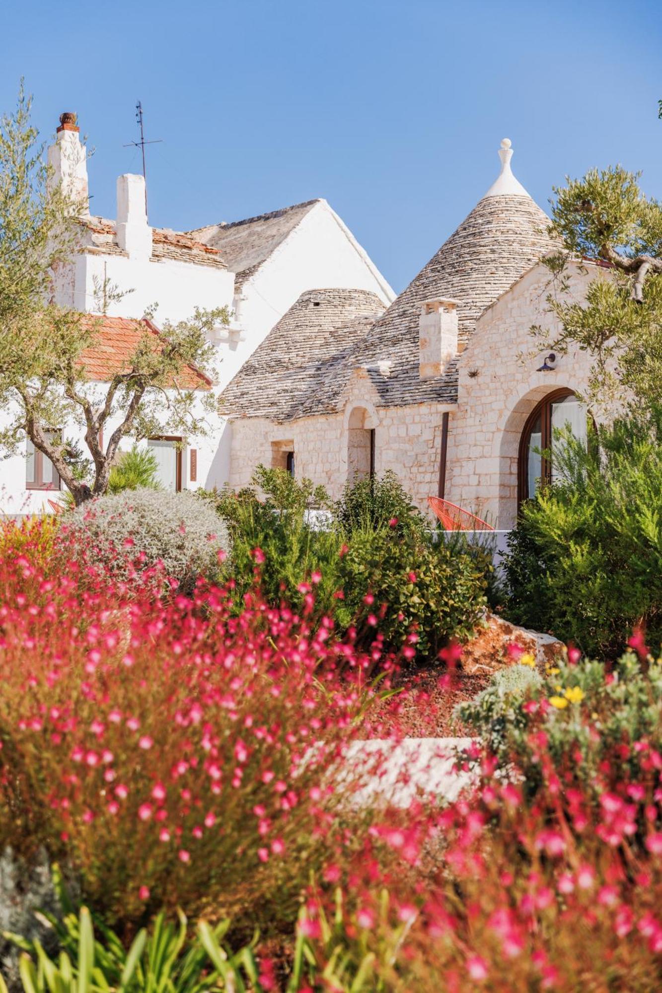 Borgo Santamarta Aparthotel Noci Buitenkant foto